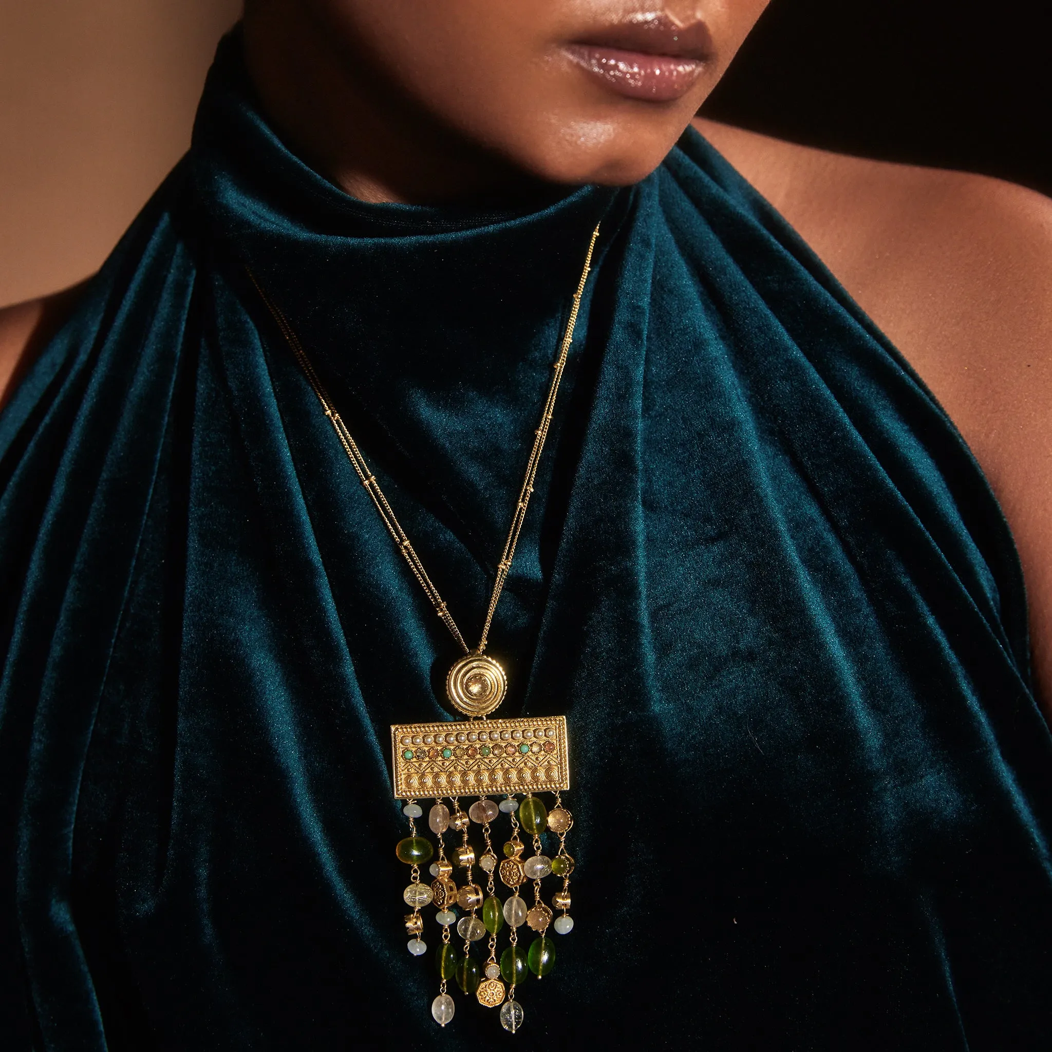 Azra Iconic Necklace