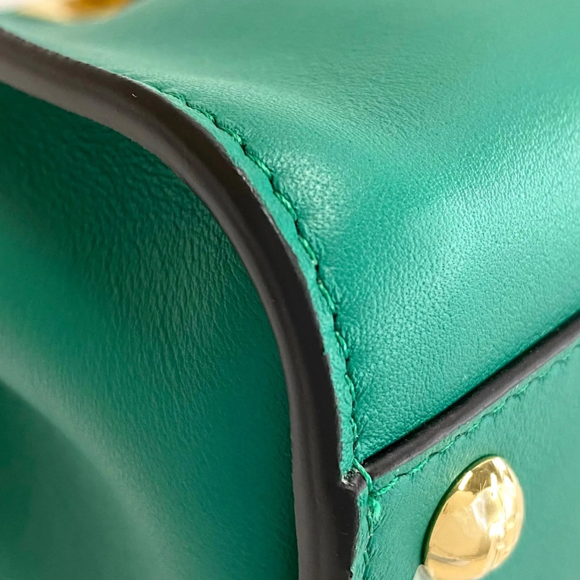 Fendi Mini Peekaboo Iconic (SHG-Js461j)