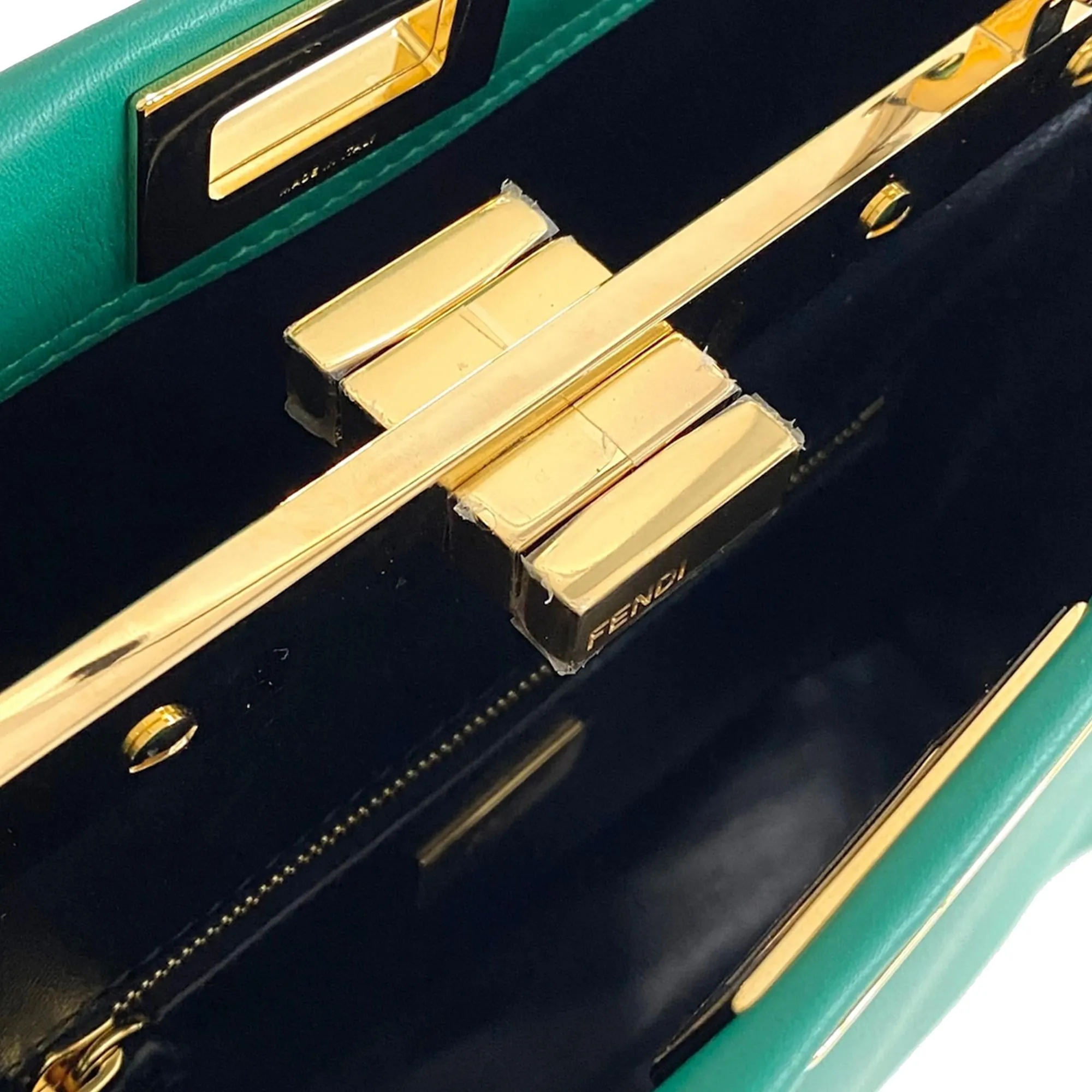 Fendi Mini Peekaboo Iconic (SHG-Js461j)