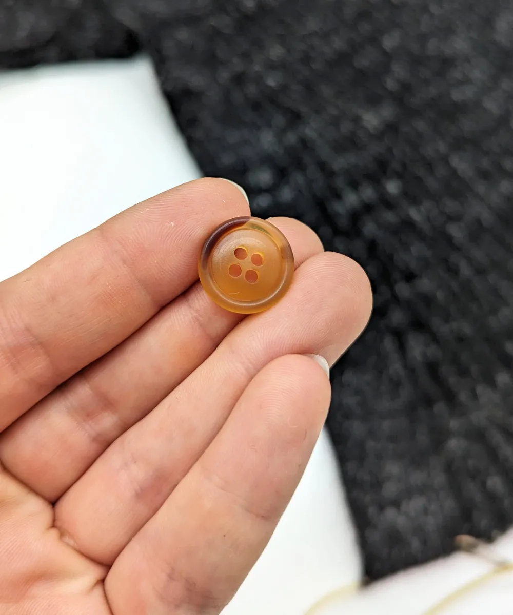 Knopf honigbraun aus Galalith in Hornoptik,  15 mm, 20 mm, 23 mm