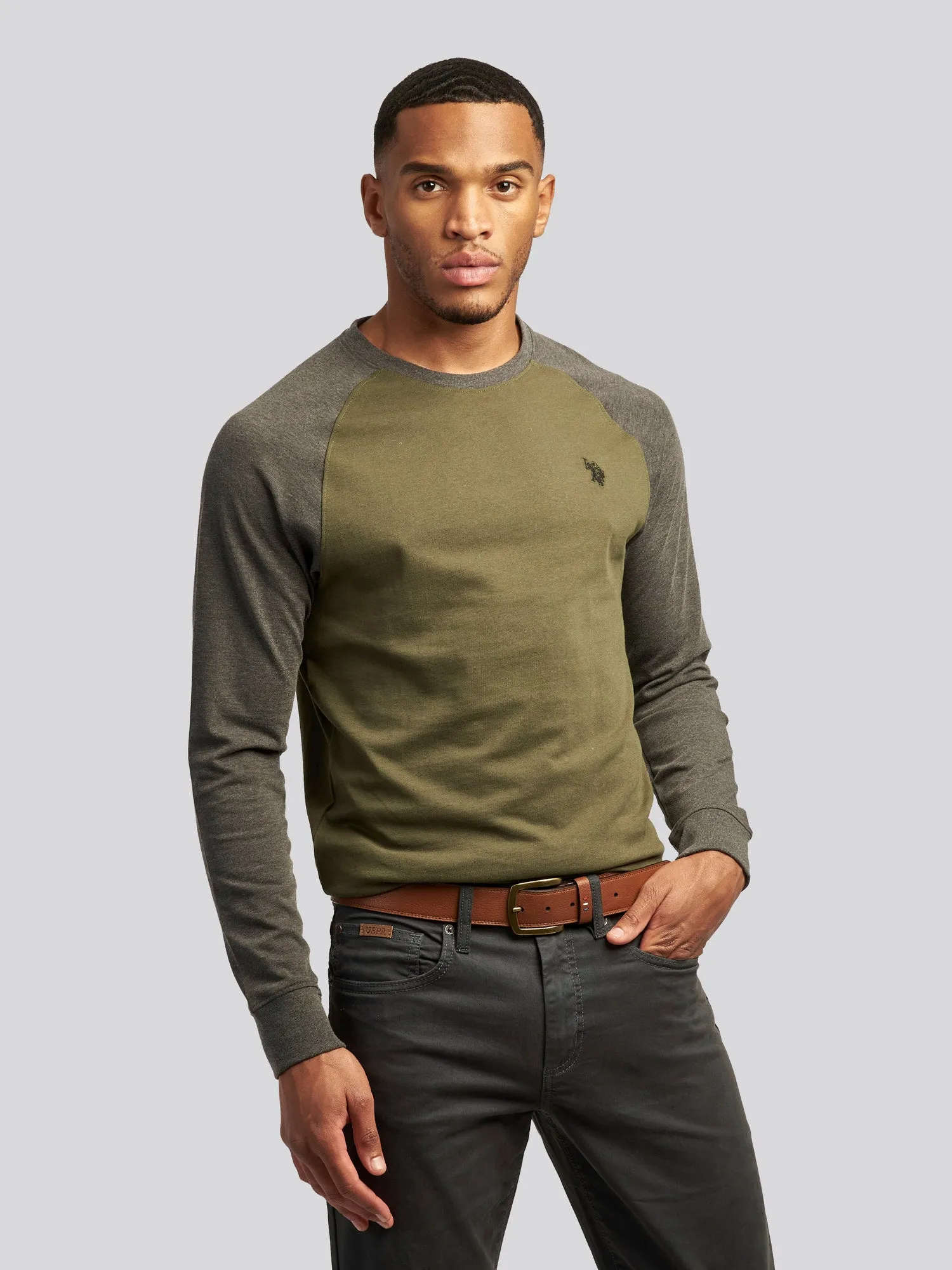 Mens Raglan Long Sleeved T-Shirt in Army Green